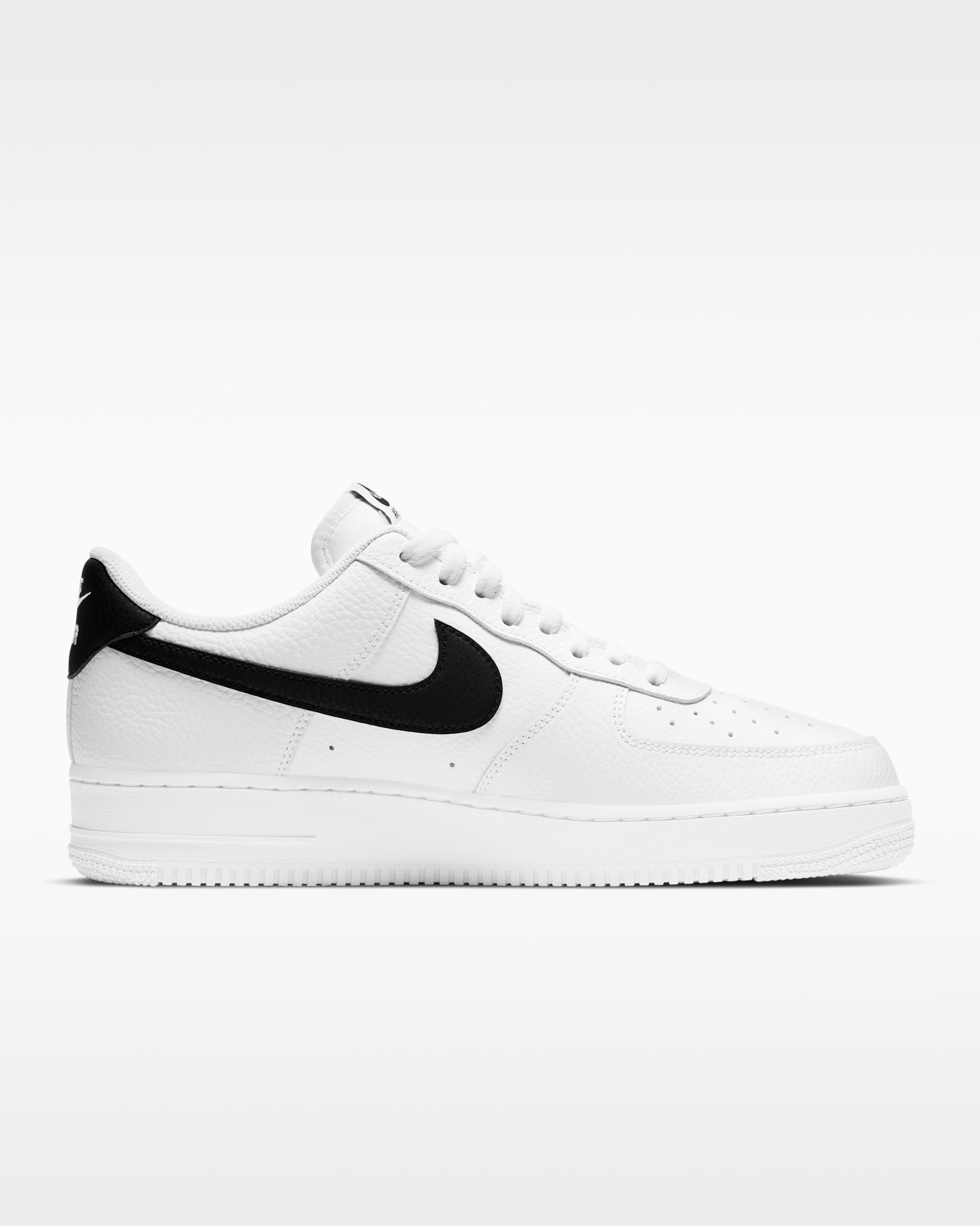 Nike Air Force 1 '07