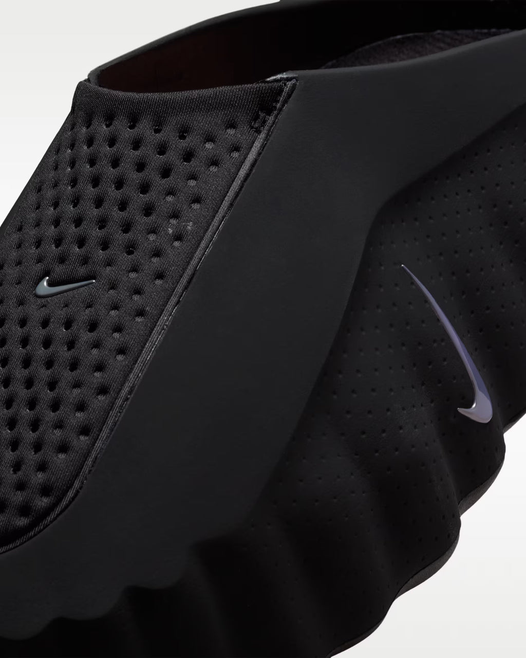 Nike Mind 001